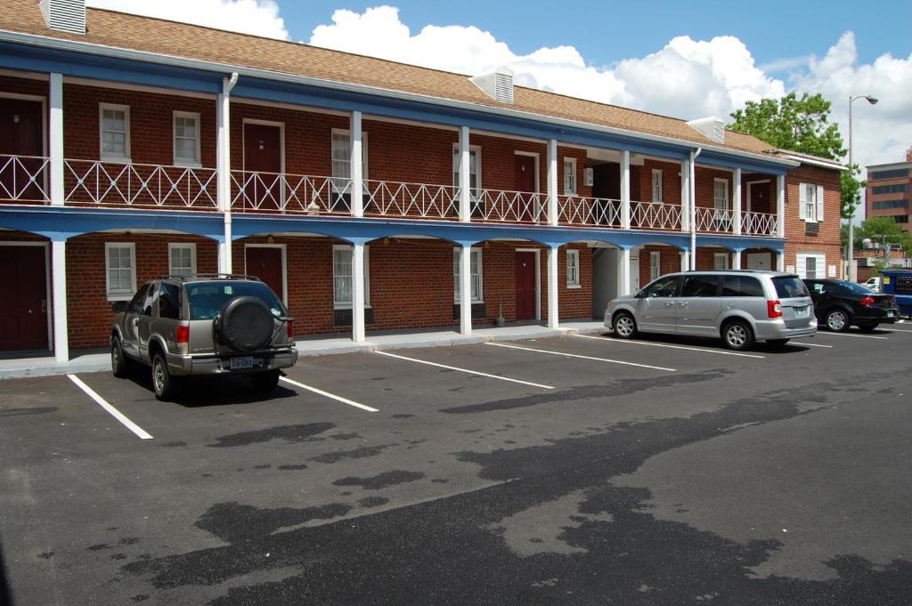 Towne Motel Alexandria Exteriör bild